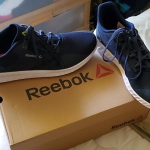 Reebok memory tech sneaker